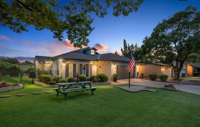 2-bedroom rental at 4278 Putting Green in San Antonio, TX — photo 2