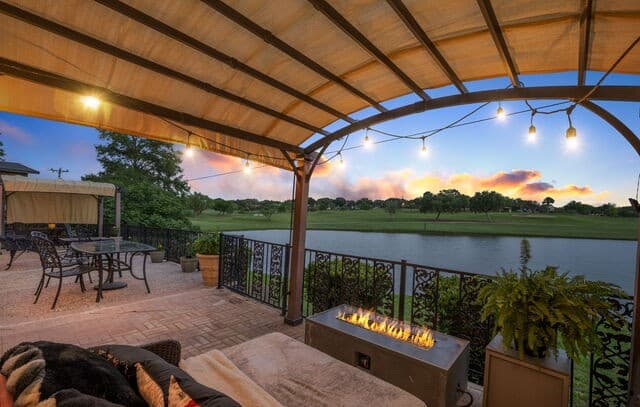 2-bedroom rental at 4278 Putting Green in San Antonio, TX — photo 4