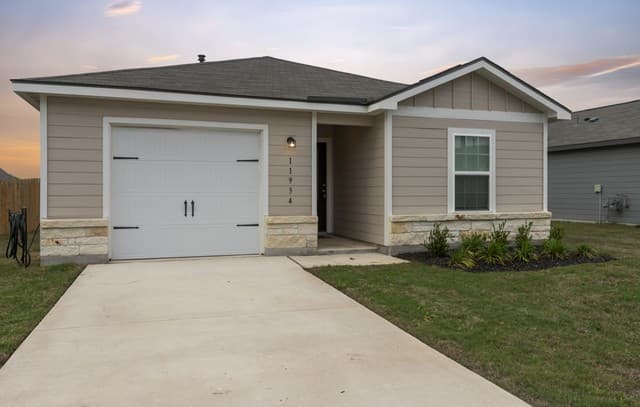 2-bedroom rental at 11934 Luckey Villa in San Antonio, TX — photo 2