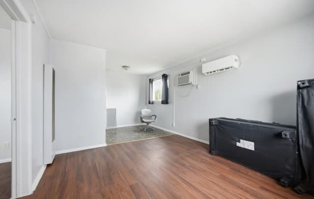 1-bedroom rental at 6641 San Pedro Ave in San Antonio, TX — photo 3