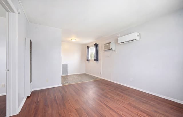 1-bedroom rental at 6641 San Pedro Ave in San Antonio, TX — photo 4