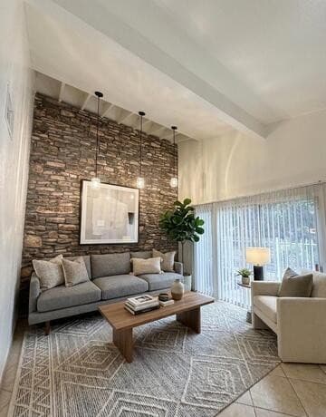 2-bedroom rental at 119 Sunnyland in San Antonio, TX — photo 3