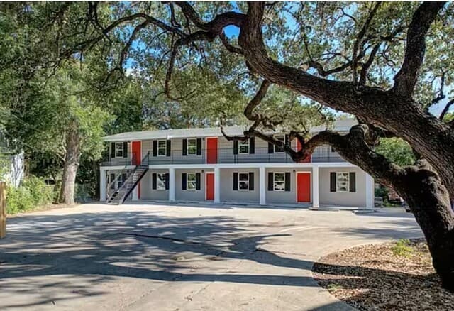 1-bedroom rental at 218 Natalen Ave Unit 6 in San Antonio TX