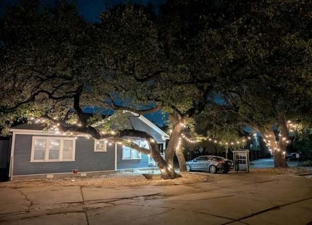 1-bedroom rental at 218 Natalen Ave Unit 6 in San Antonio, TX — photo 4