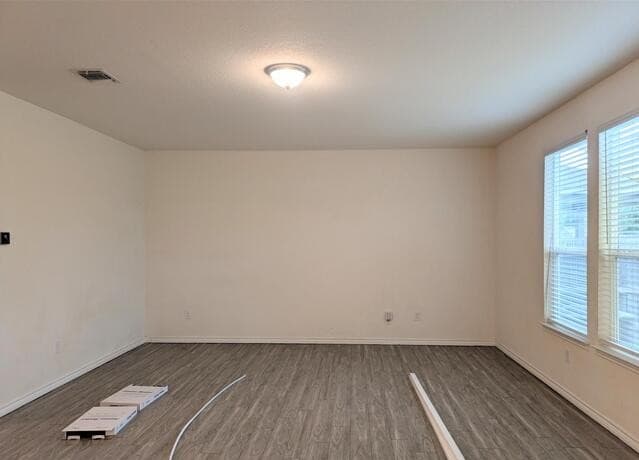 3-bedroom rental at 7967 Hanging Br in San Antonio, TX — photo 3
