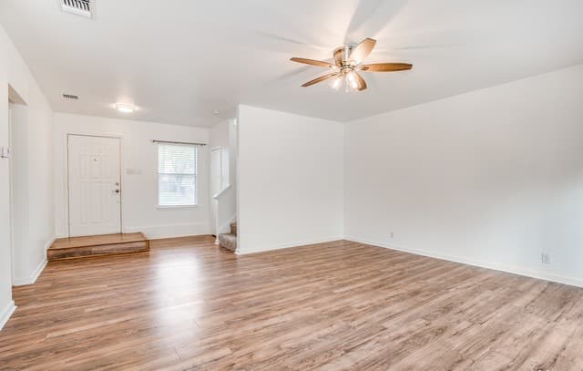 3-bedroom rental at 7415 Corian Park Dr in San Antonio, TX — photo 2