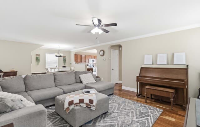 3-bedroom rental at 127 Palma Noce in San Antonio, TX — photo 2