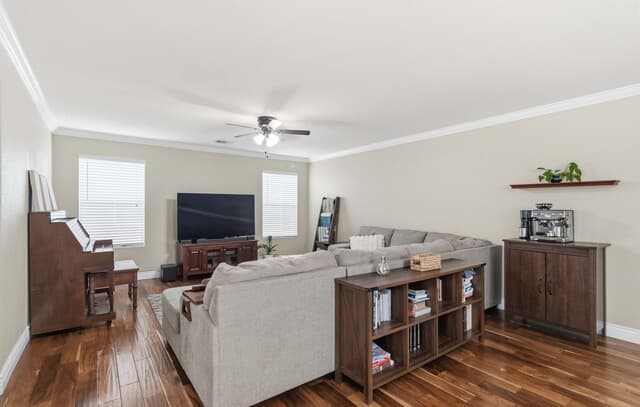 3-bedroom rental at 127 Palma Noce in San Antonio, TX — photo 3