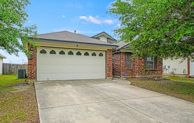 4-bedroom rental at 8411 Favero Cove in Converse TX