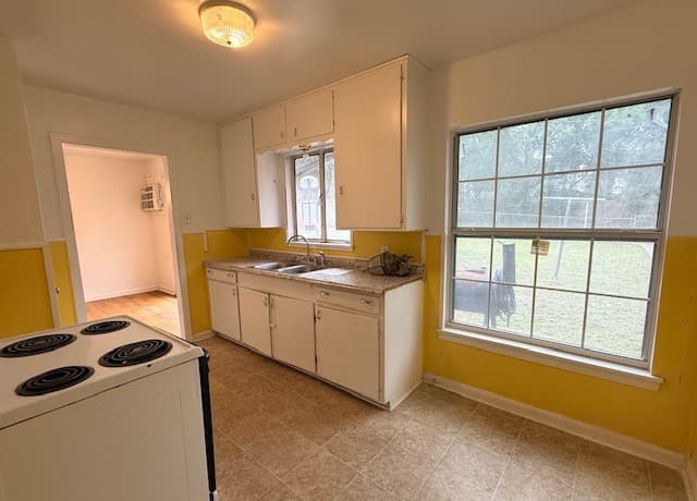3-bedroom rental at 234 Danville Ave in San Antonio, TX — photo 2