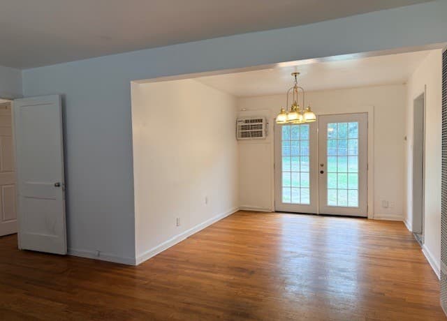 3-bedroom rental at 234 Danville Ave in San Antonio, TX — photo 4