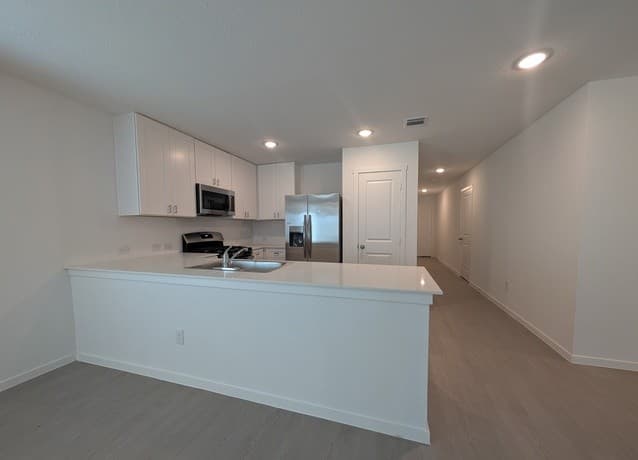 4-bedroom rental at 2207 Allison Crk in Marion, TX — photo 5
