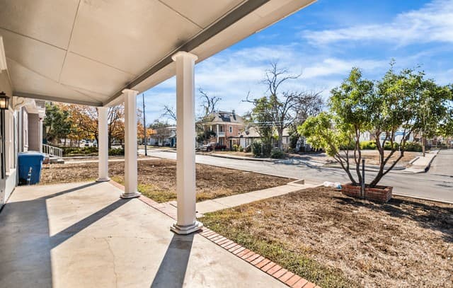 2-bedroom rental at 203 Eleanor in San Antonio, TX — photo 3