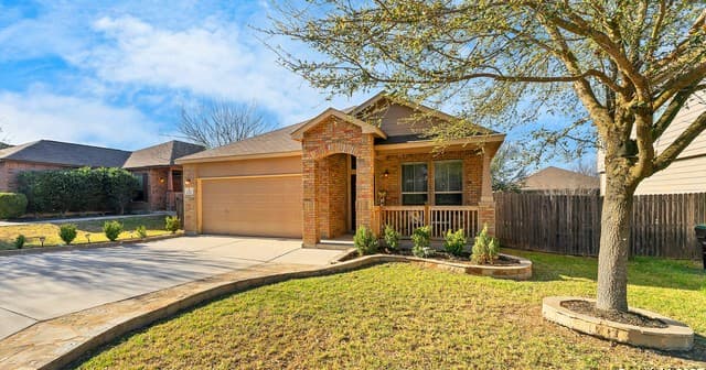 3-bedroom rental at 11323 Oaks Hike in San Antonio TX