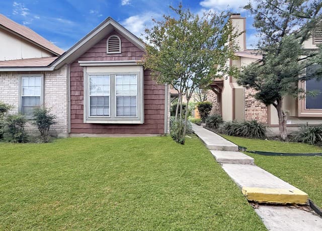 3-bedroom rental at 7880 Micron Unit 3506 in San Antonio TX
