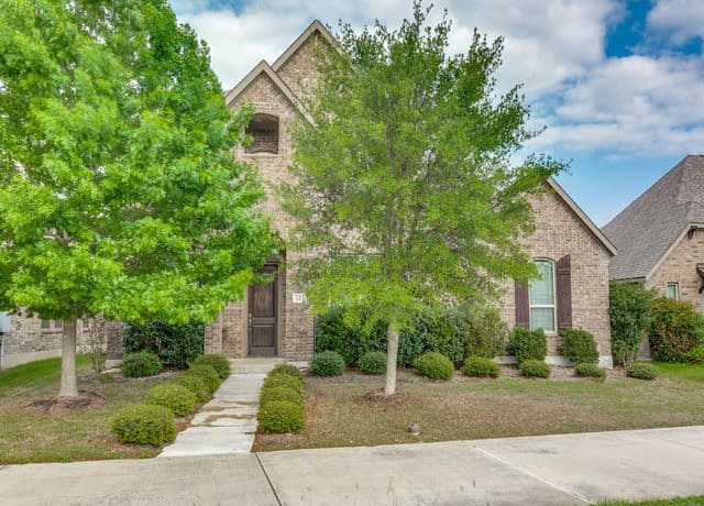 4-bedroom rental at 213 Champion Blvd in Boerne TX