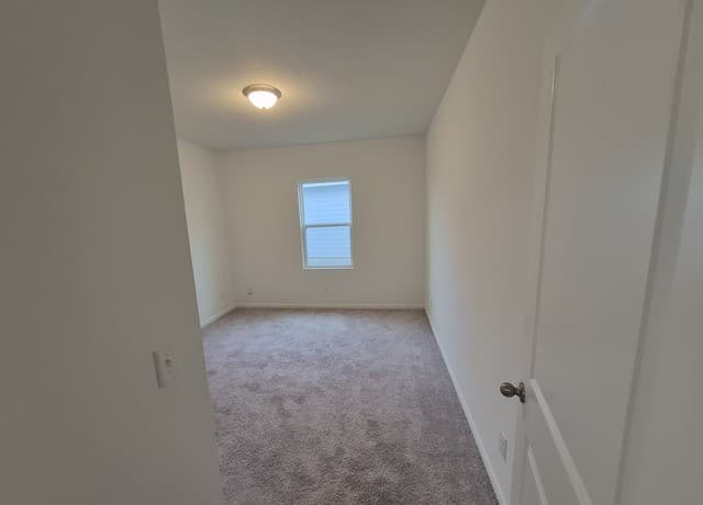 4-bedroom rental at 5924 Pearl Meadow in Converse, TX — photo 5