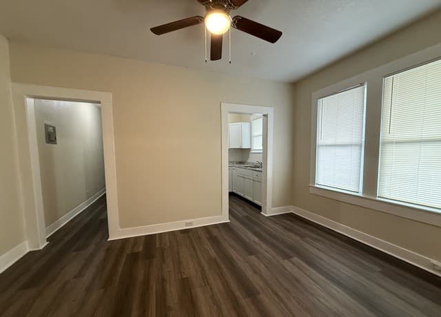 1-bedroom rental at 318 Denver Blvd Unit 2 in San Antonio, TX — photo 4