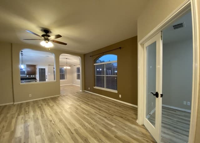 3-bedroom rental at 8935 Liberty View in Converse, TX — photo 4