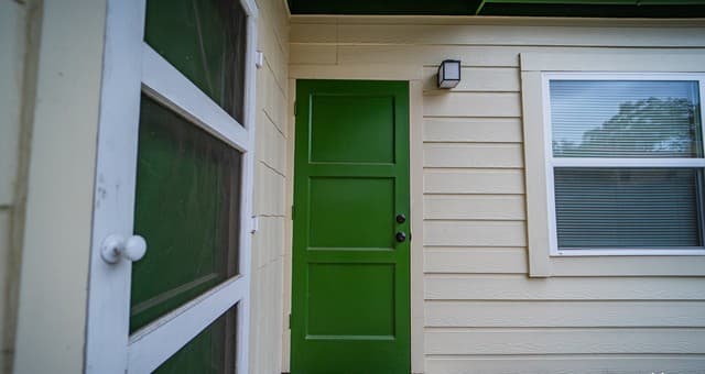 2-bedroom rental at 130 E Norwood Ct Unit 3 in San Antonio, TX — photo 5