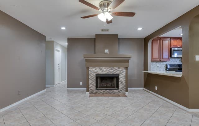 3-bedroom rental at 8335 Bent Meadow Dr in Converse, TX — photo 3