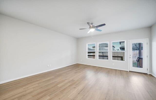 4-bedroom rental at 13131 Braxon Pass in San Antonio, TX — photo 4