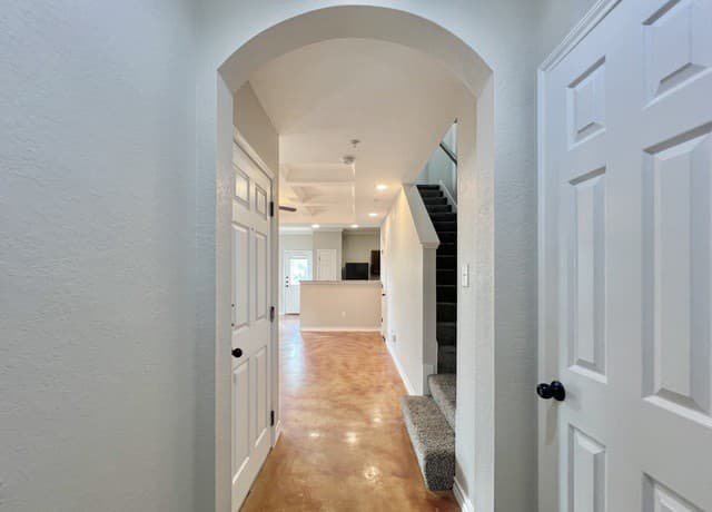 3-bedroom rental at 6410 Attucks Ln in San Antonio, TX — photo 2