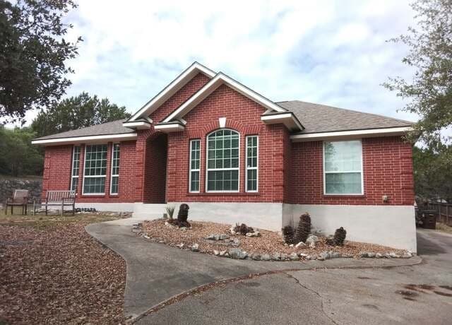 3-bedroom rental at 511 Solo St in San Antonio TX