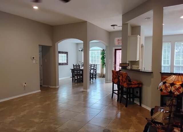 3-bedroom rental at 511 Solo St in San Antonio, TX — photo 4