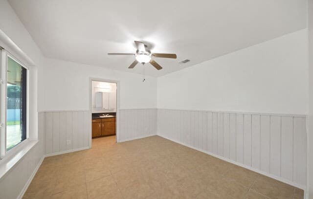 3-bedroom rental at 8390 N Verde Unit 1 in San Antonio, TX — photo 4