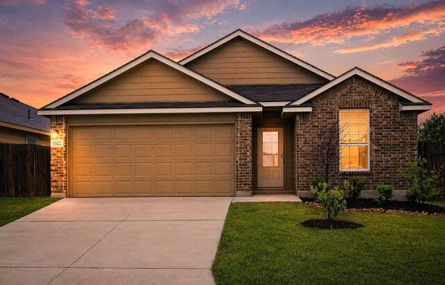 3-bedroom rental at 13422 Whisper Bend in San Antonio TX