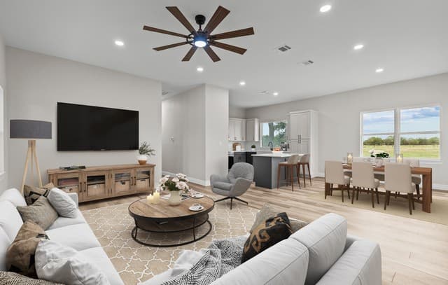 4-bedroom rental at 13515 Quintana Rd in Von Ormy, TX — photo 5