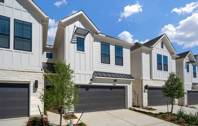 3-bedroom rental at 13709 Giovannis Garden in San Antonio TX
