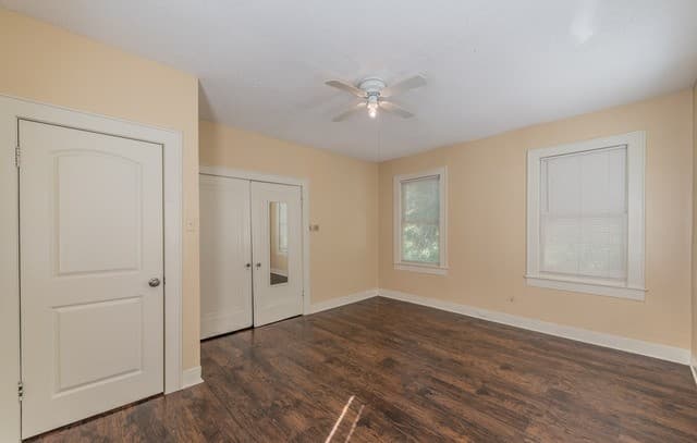 2-bedroom rental at 327 Eleanor Unit 1 in San Antonio, TX — photo 5