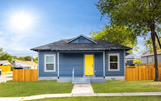 3-bedroom rental at 1035 San Francisco Unit 1 in San Antonio TX