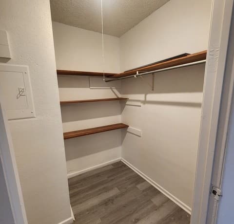 1-bedroom rental at 610 Ruiz Unit 2 in San Antonio, TX — photo 2