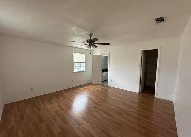 4-bedroom rental at 211 Uecker in Spring Branch, TX — photo 3
