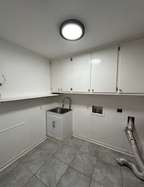 4-bedroom rental at 211 Uecker in Spring Branch, TX — photo 5