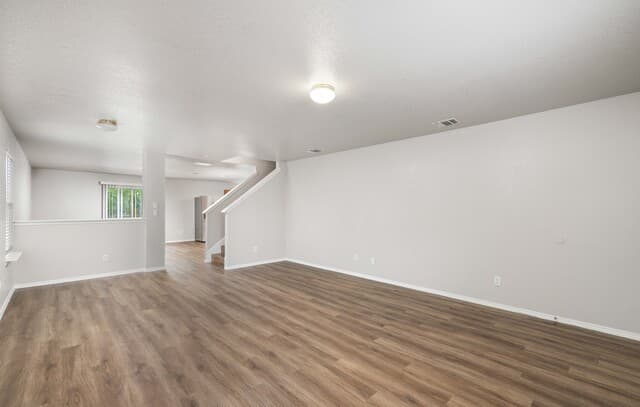 4-bedroom rental at 9207 Mission Strm in San Antonio, TX — photo 4