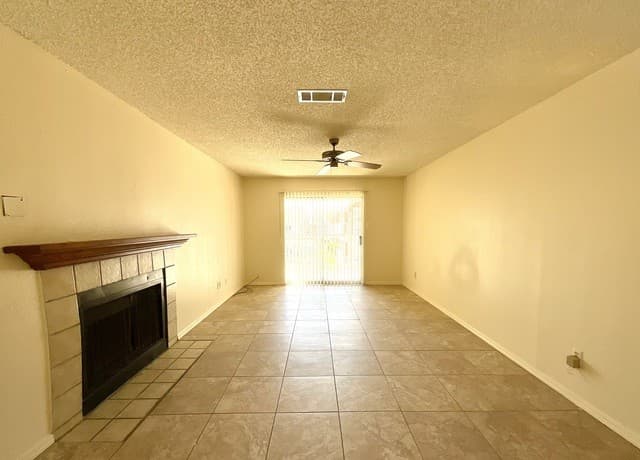 2-bedroom rental at 14343 14343 Judson Rd Unit 407 in San Antonio, TX — photo 4