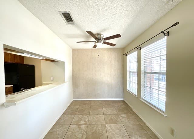 2-bedroom rental at 14343 14343 Judson Rd Unit 407 in San Antonio, TX — photo 5