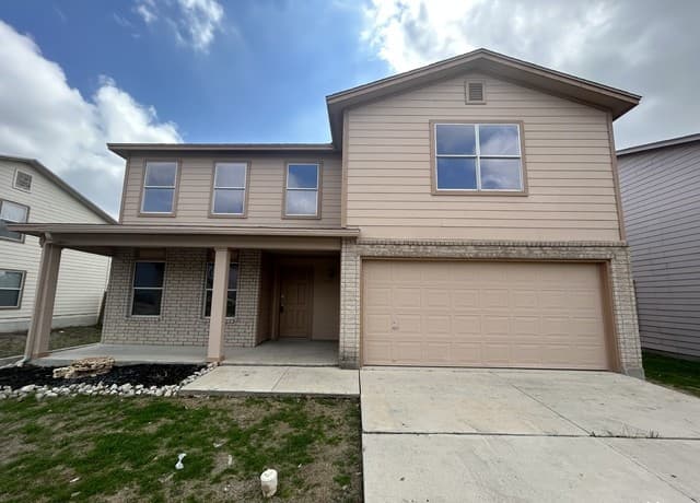 4-bedroom rental at 201 Gatewood Falls in Cibolo TX