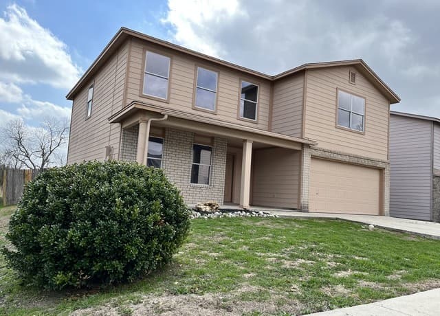 4-bedroom rental at 201 Gatewood Falls in Cibolo, TX — photo 2
