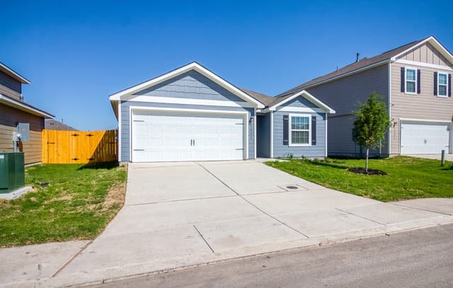 3-bedroom rental at 3055 Jackson Smt in Converse, TX — photo 1