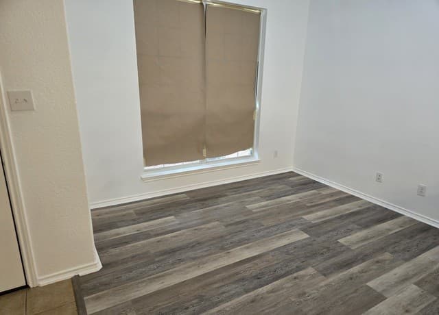 4-bedroom rental at 405 Point Valley in San Antonio TX