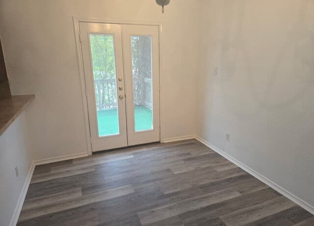 4-bedroom rental at 405 Point Valley in San Antonio, TX — photo 5