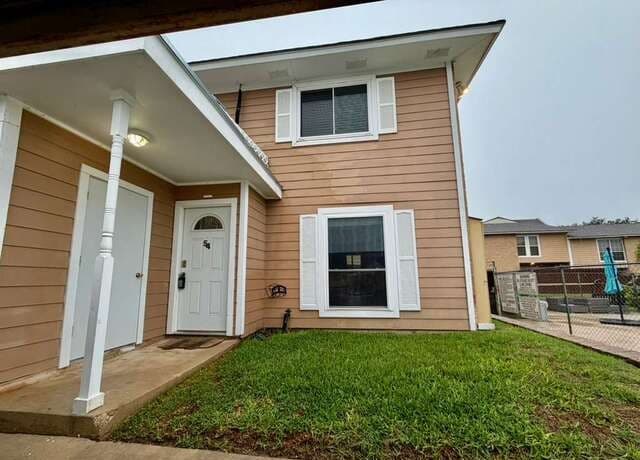 2-bedroom rental at 7322 Oak Manor in San Antonio TX