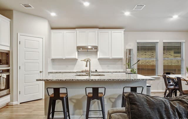4-bedroom rental at 3053 Casillero in Schertz, TX — photo 5