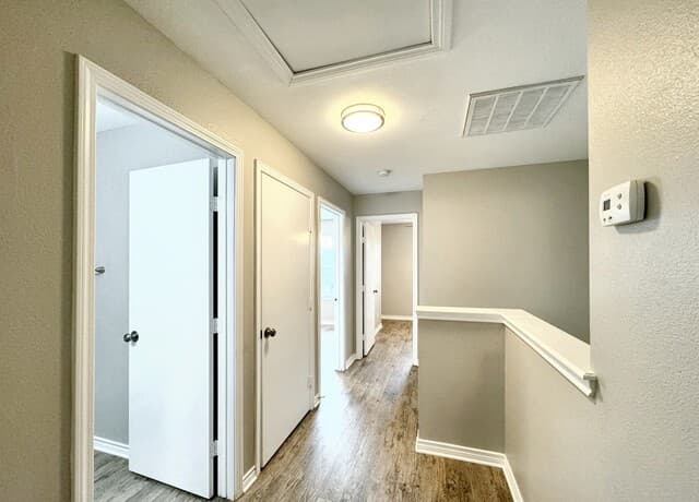 3-bedroom rental at 7802 Kingsbury Wood Unit 1 in San Antonio, TX — photo 4