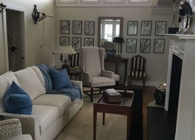 1-bedroom rental at 134 W Summit Avenue Unit A in San Antonio TX